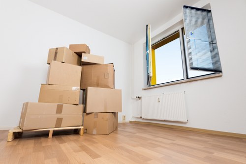 Clapham Junction removal van service for home and business moves