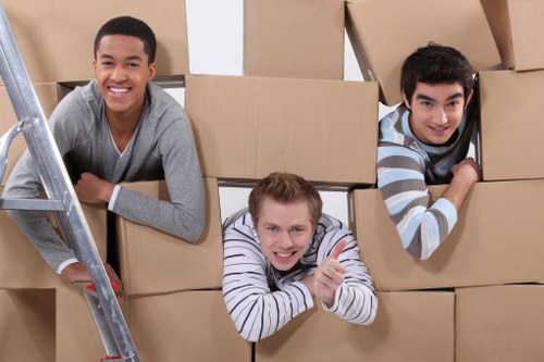 Local moving help for a Clapham Junction residential property
