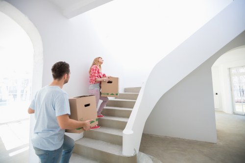 Local moving van for flat removals in Clapham Junction
